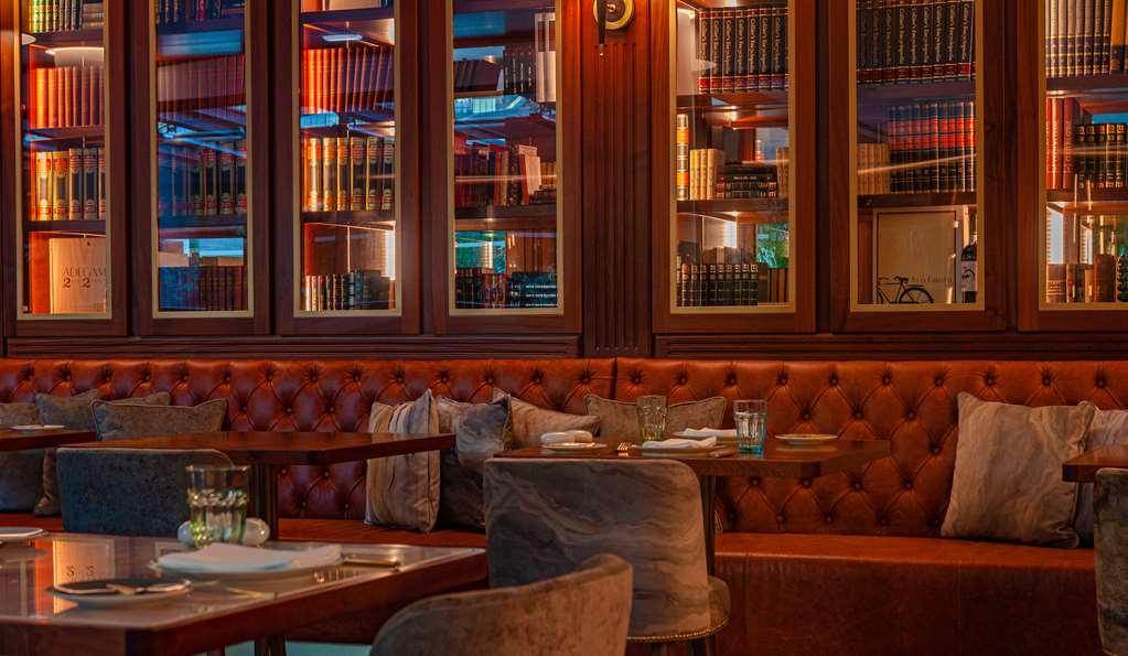 Wine & Books Lisboa Hotel Ресторан фото Library at The Ivy, St John's Wood