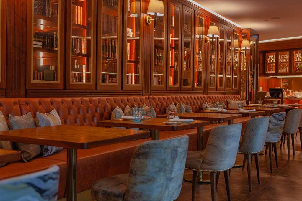 Wine & Books Lisboa Hotel Ресторан фото Interior of the restaurant