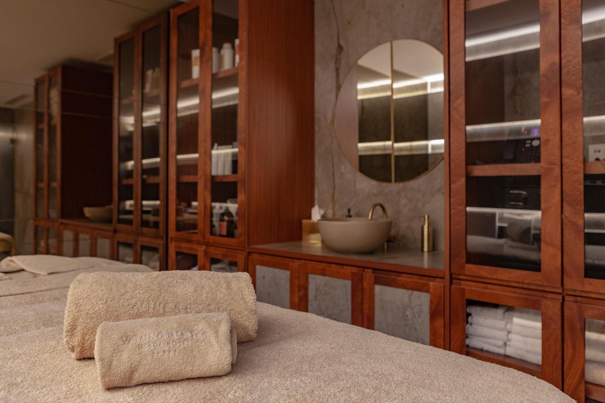 Wine & Books Lisboa Hotel Экстерьер фото Spa at the Taj Mahal Palace, Mumbai